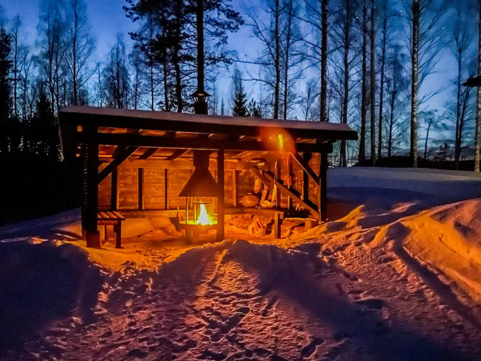 Hot pool cottage kesäranta