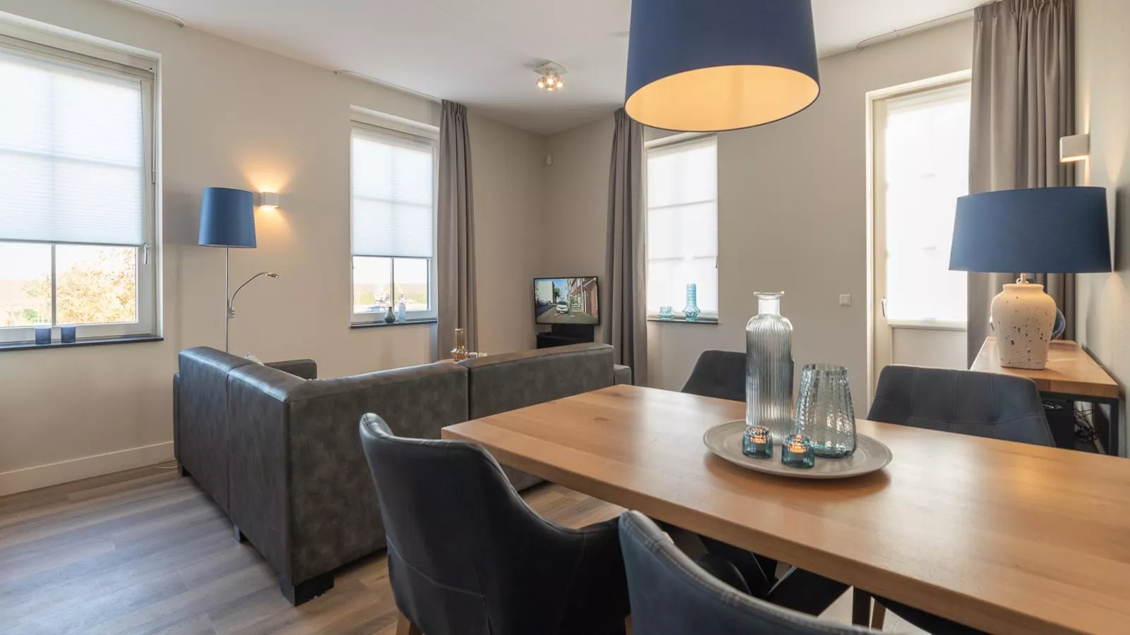 Garden de luxe 27B-Eetkamer