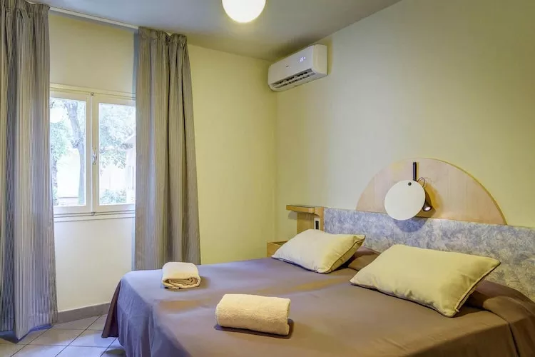 Holiday resort Riva degli Etruschi San Vincenzo-Ville Comfort  Trilo-SANGIOVETO 200 m dal mare