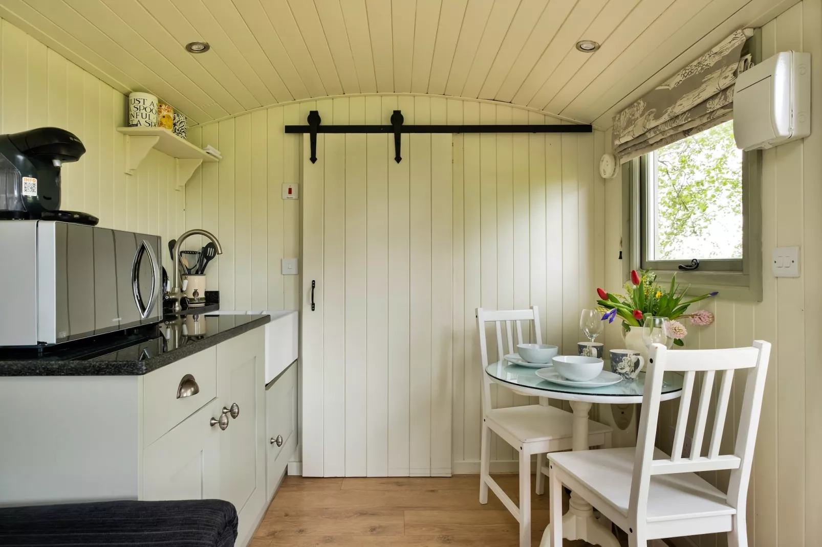 Hay and Hedgerow Glamping