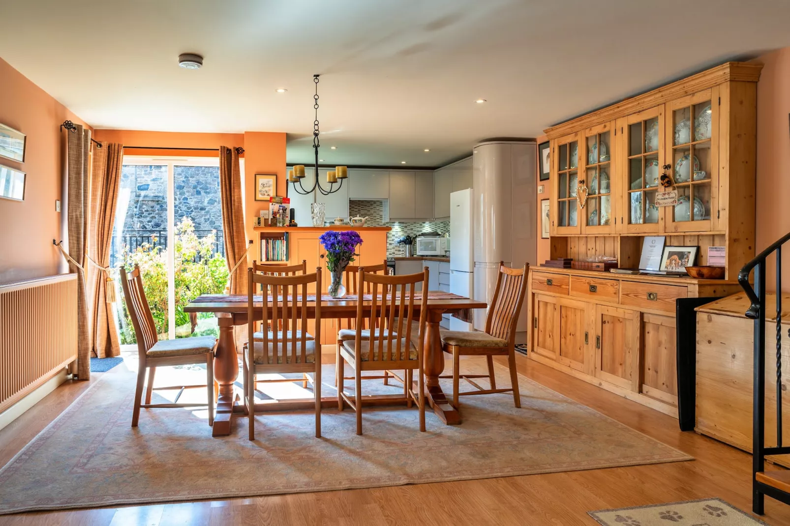 Cherry Tree Cottage-Eetkamer