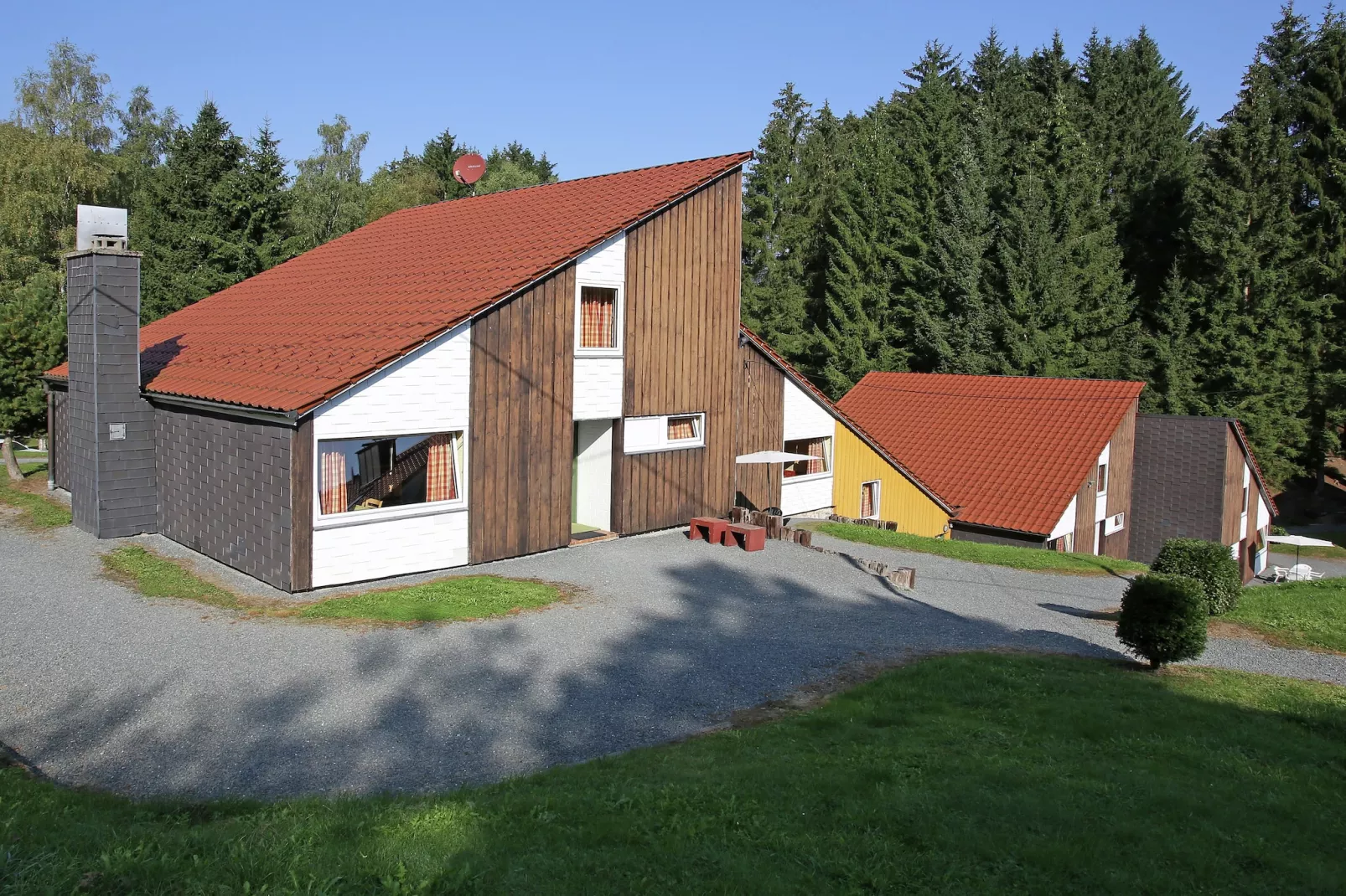 Wieselbau-Buitenkant zomer
