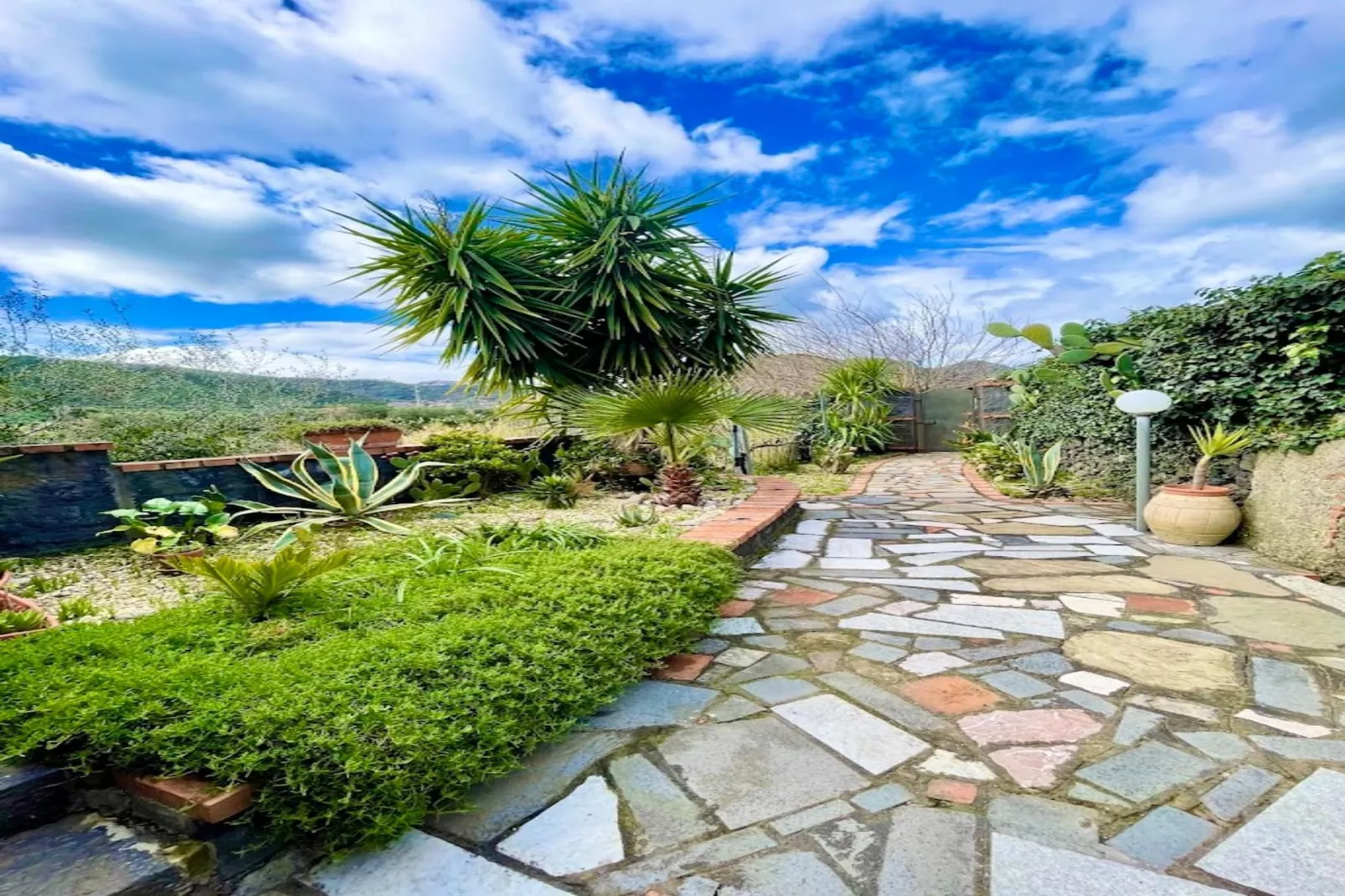 Holiday home, Francavilla di Sicilia-Casa Virginia-Tuinen zomer