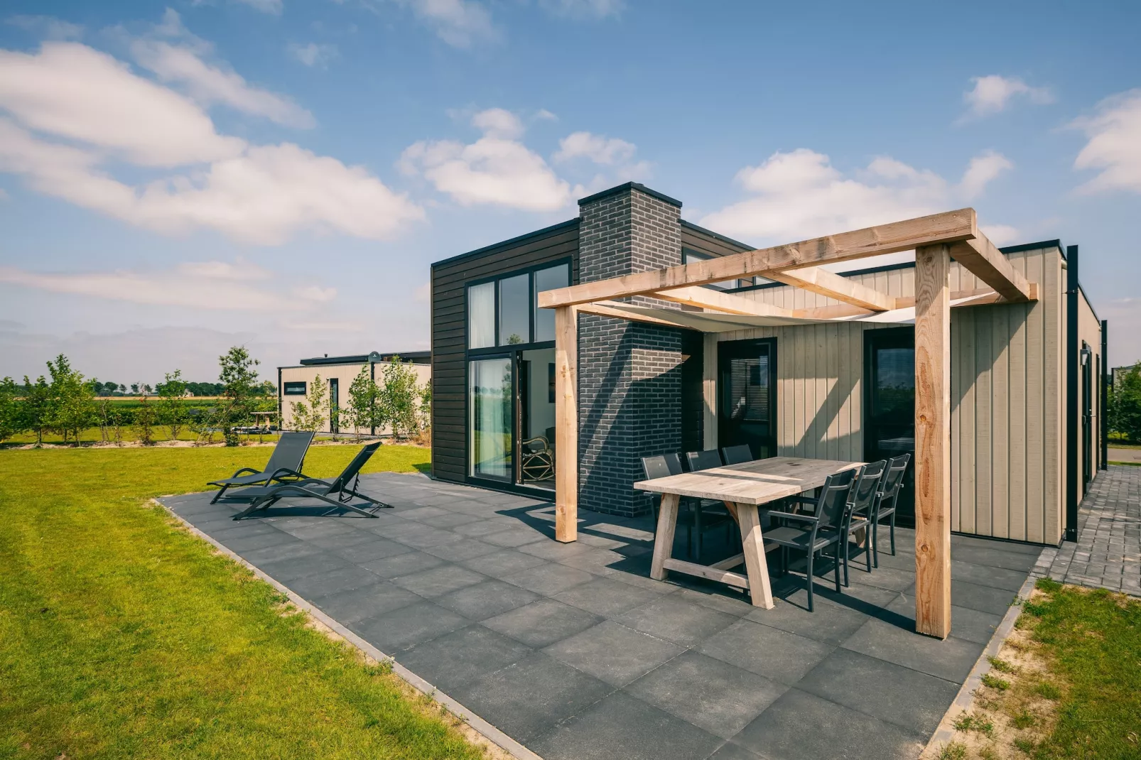 Vakantiepark Zeedijk 2-Buitenkant zomer