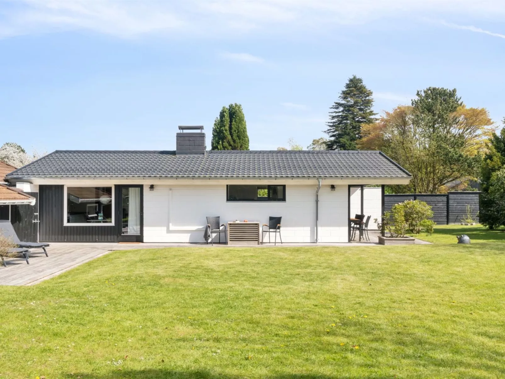 "Gunnil" - 1km from the sea-Buiten