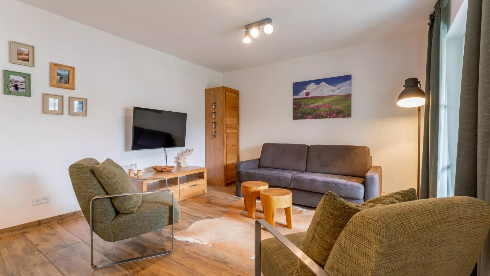 Tauern Suites Mitterwirt TOP 202-Woonkamer