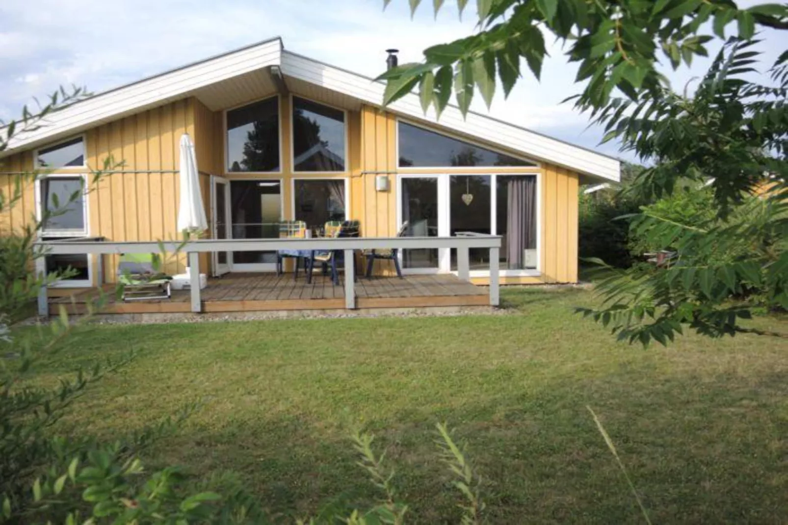 Ferienhaus Seeschwalbe-44-Buitenkant zomer