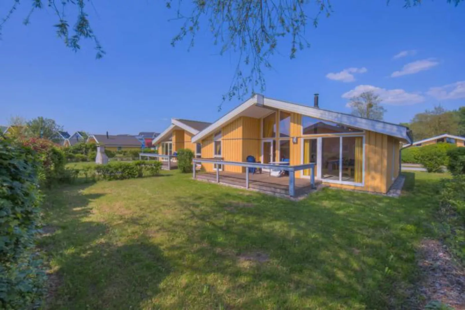 Ferienhaus Seeschwalbe-66-Buitenkant zomer