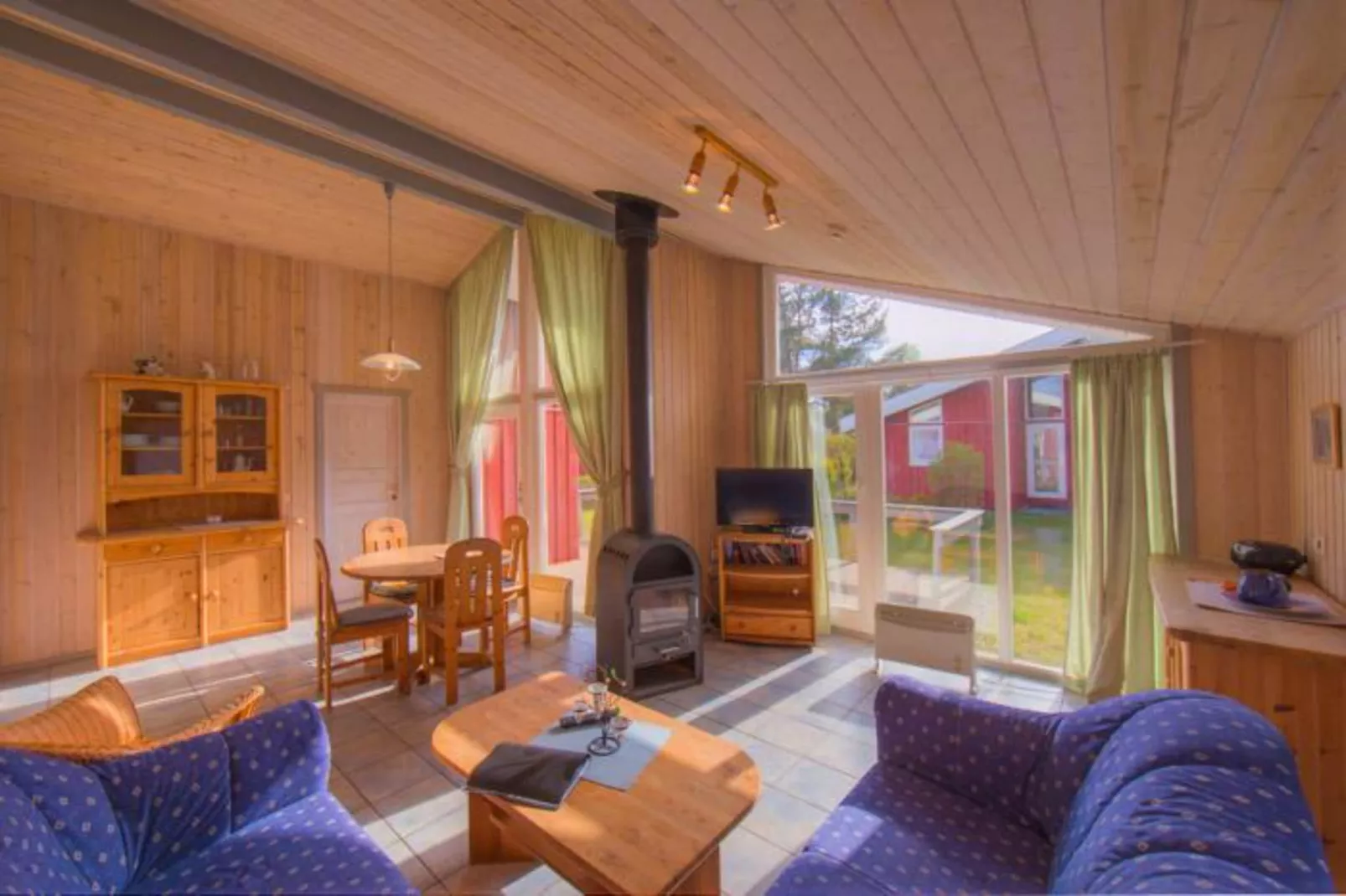 FH Seeschwalbe 160-Woonkamer