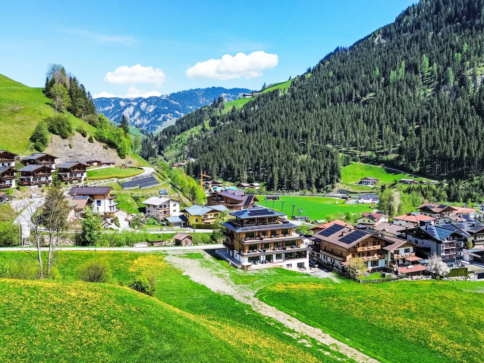 Mountain Suite Nr 302-Buiten