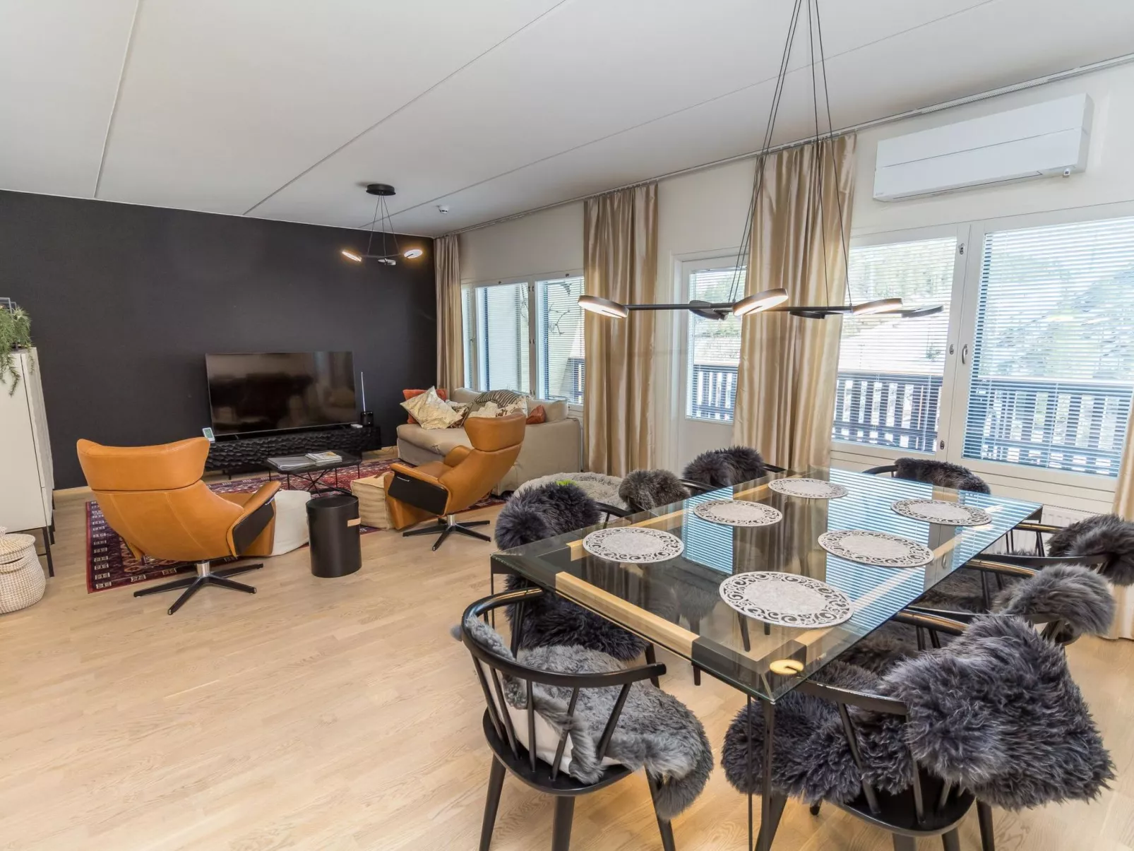 Casa krogerus ruka-Binnen