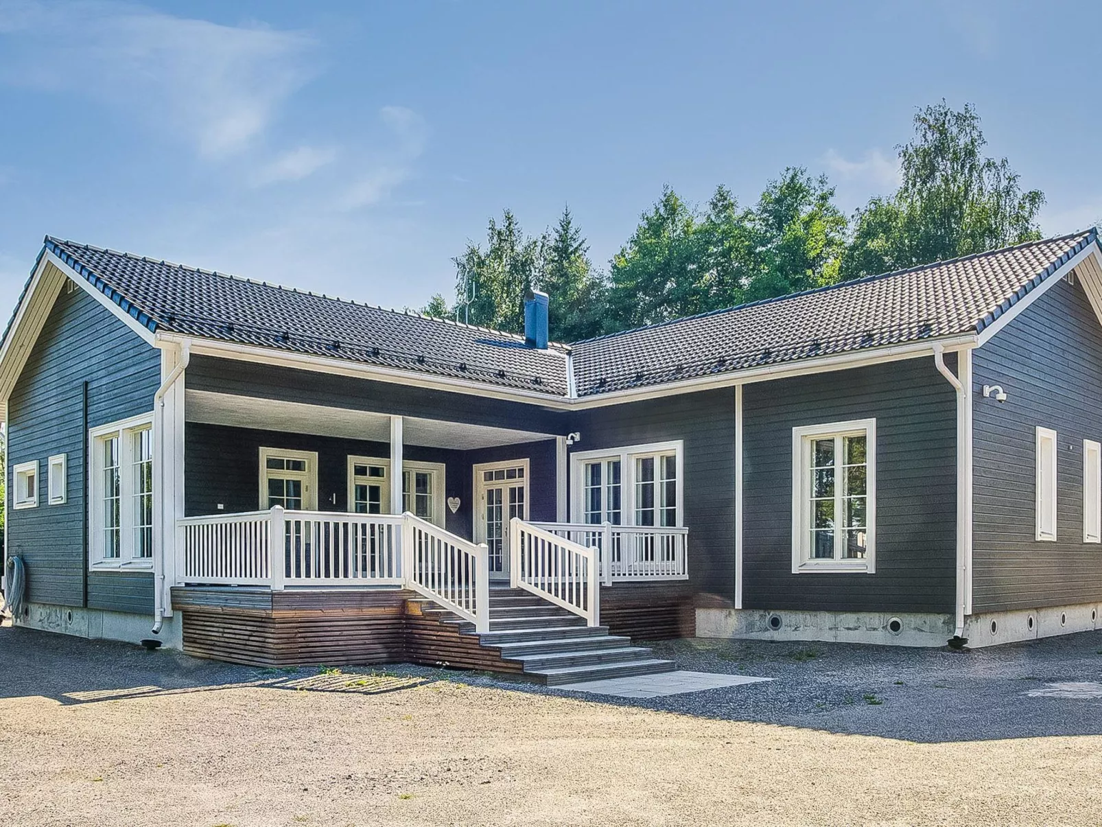 Villa nyåker-Buiten