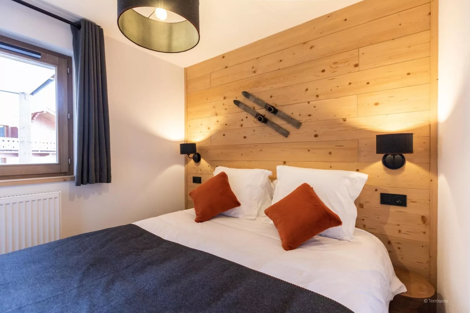 PLAGNE MONTALBERT Le Snoroc- A48P