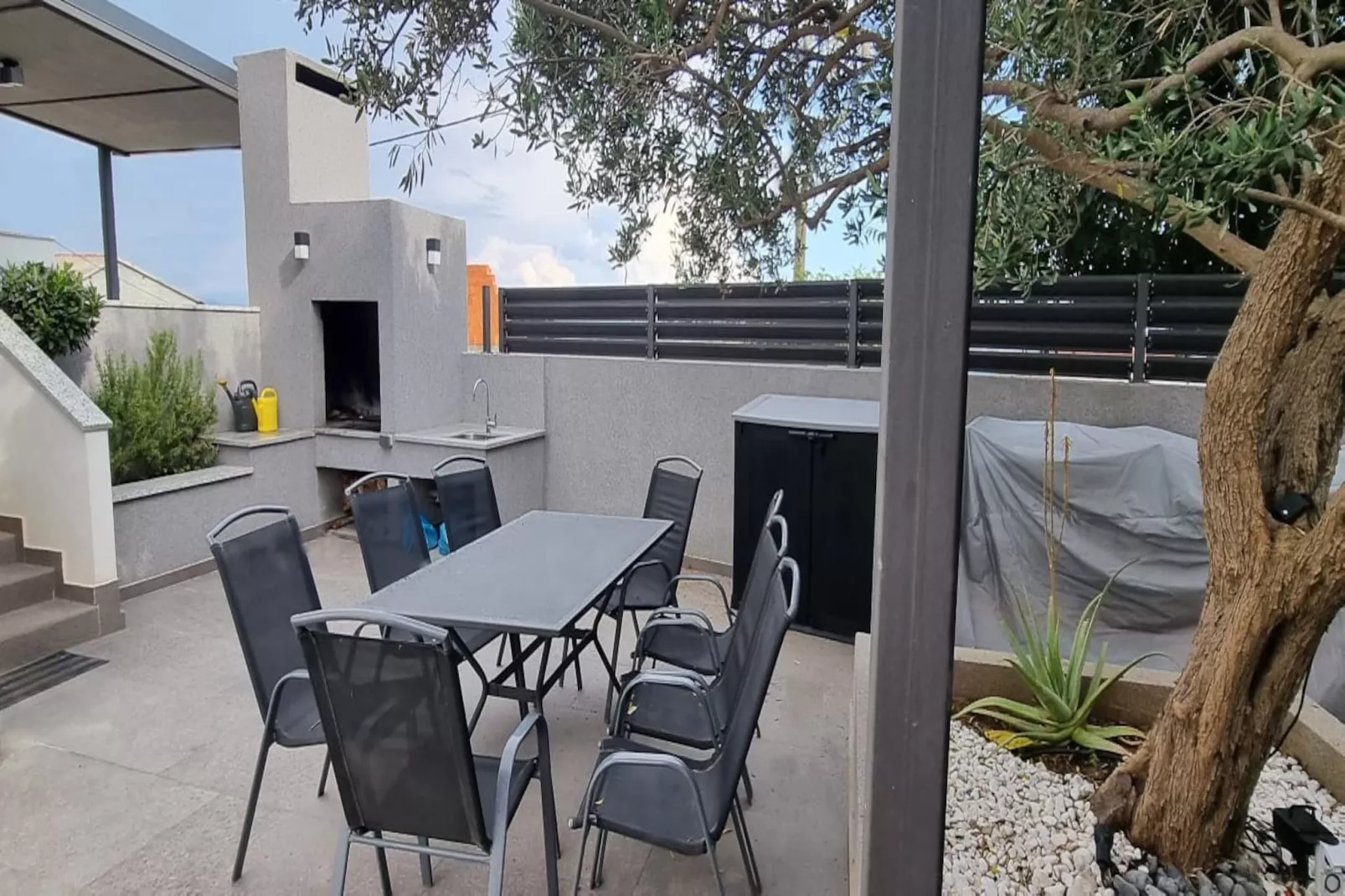 Apartment Viva - three bedroom apartment-Terras