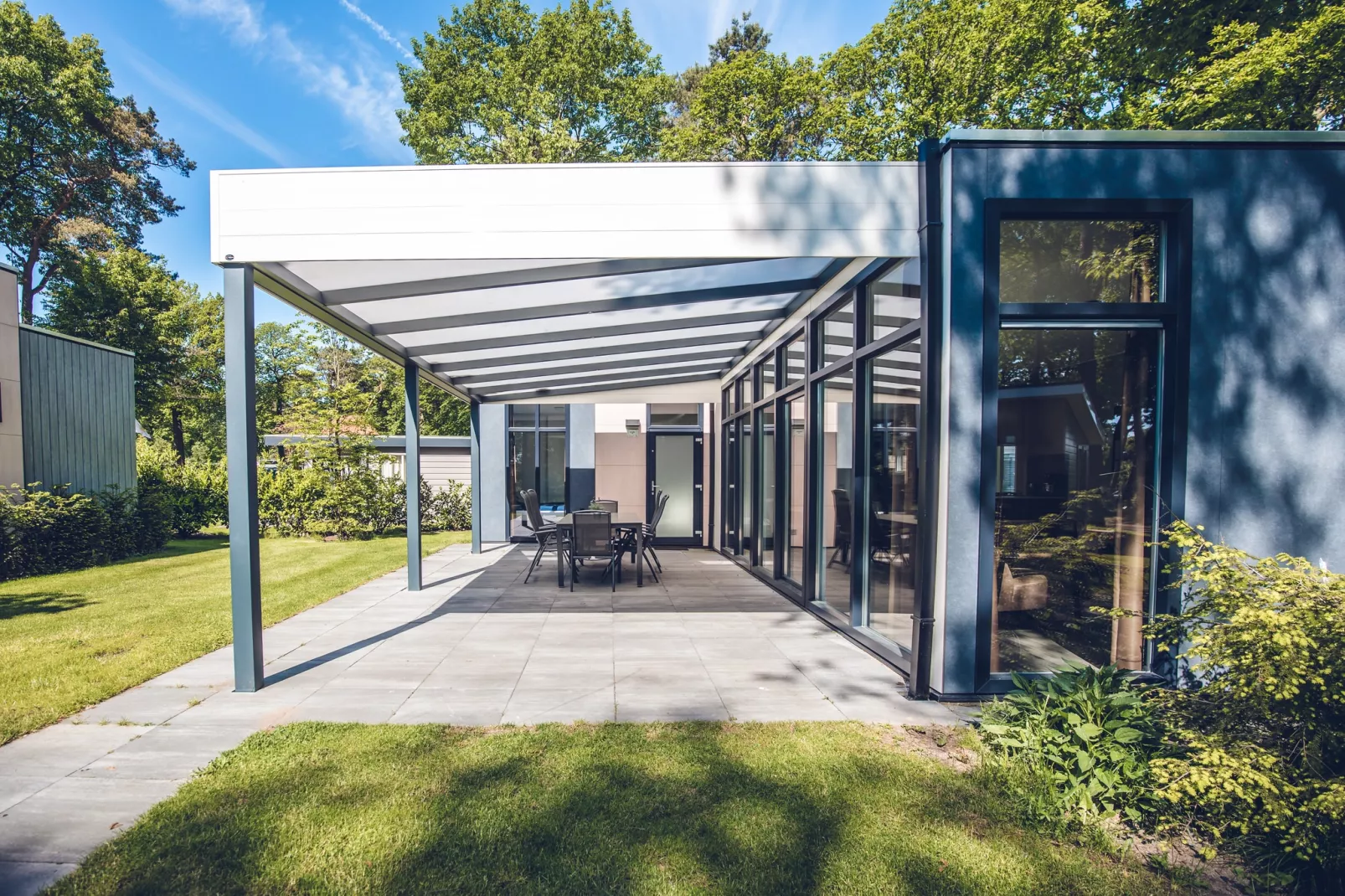 Forest Villa | 2 - 6 people-Terrasbalkon
