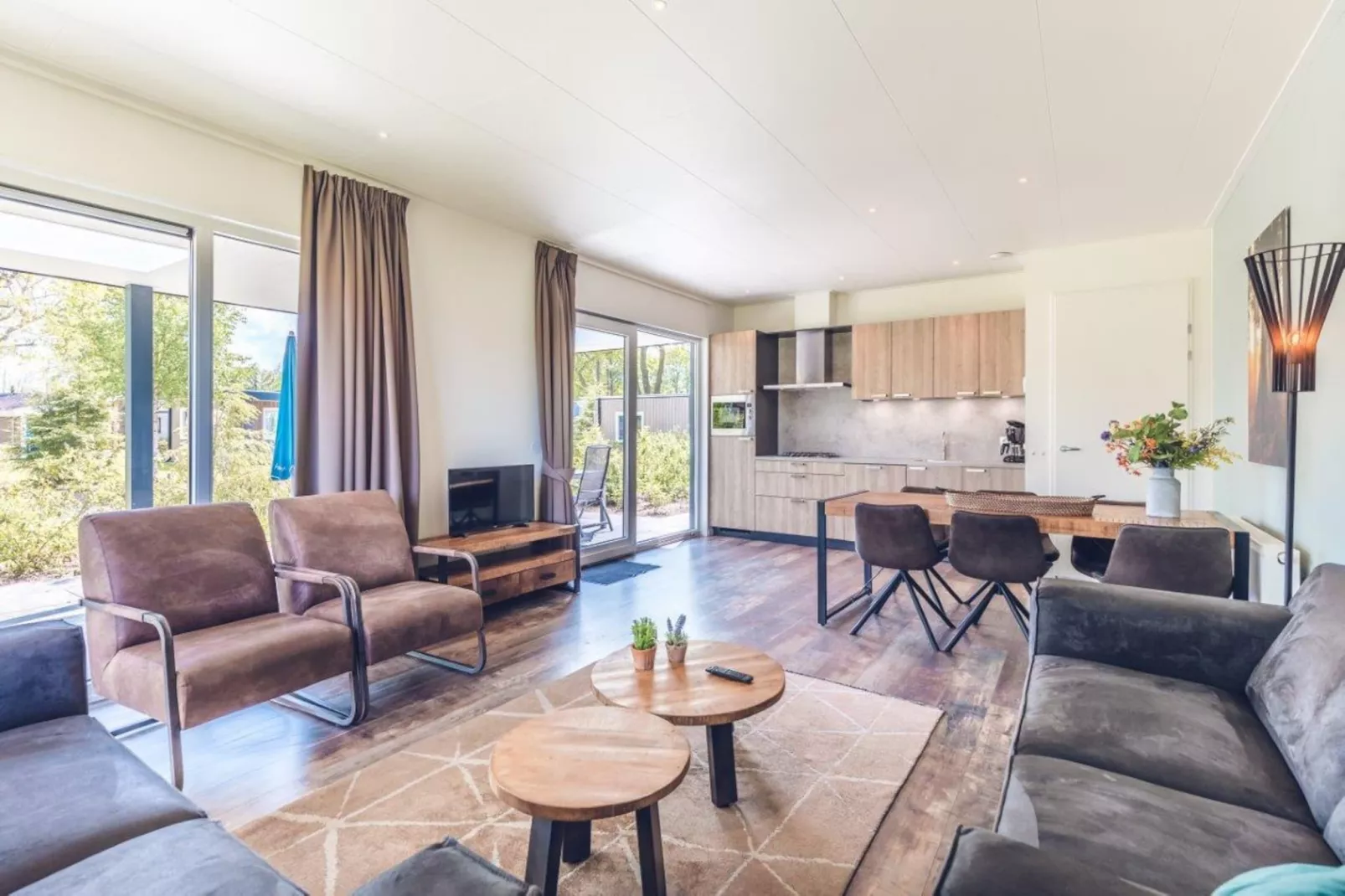 Holiday villa with sauna | 2 - 6 people-Woonkamer