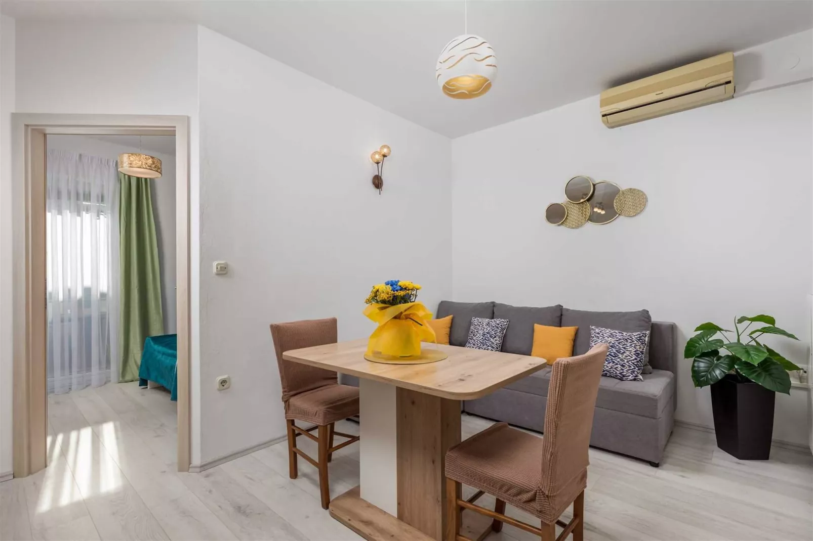 Apartment Slavica 2 - Blue Dream-Woonkamer