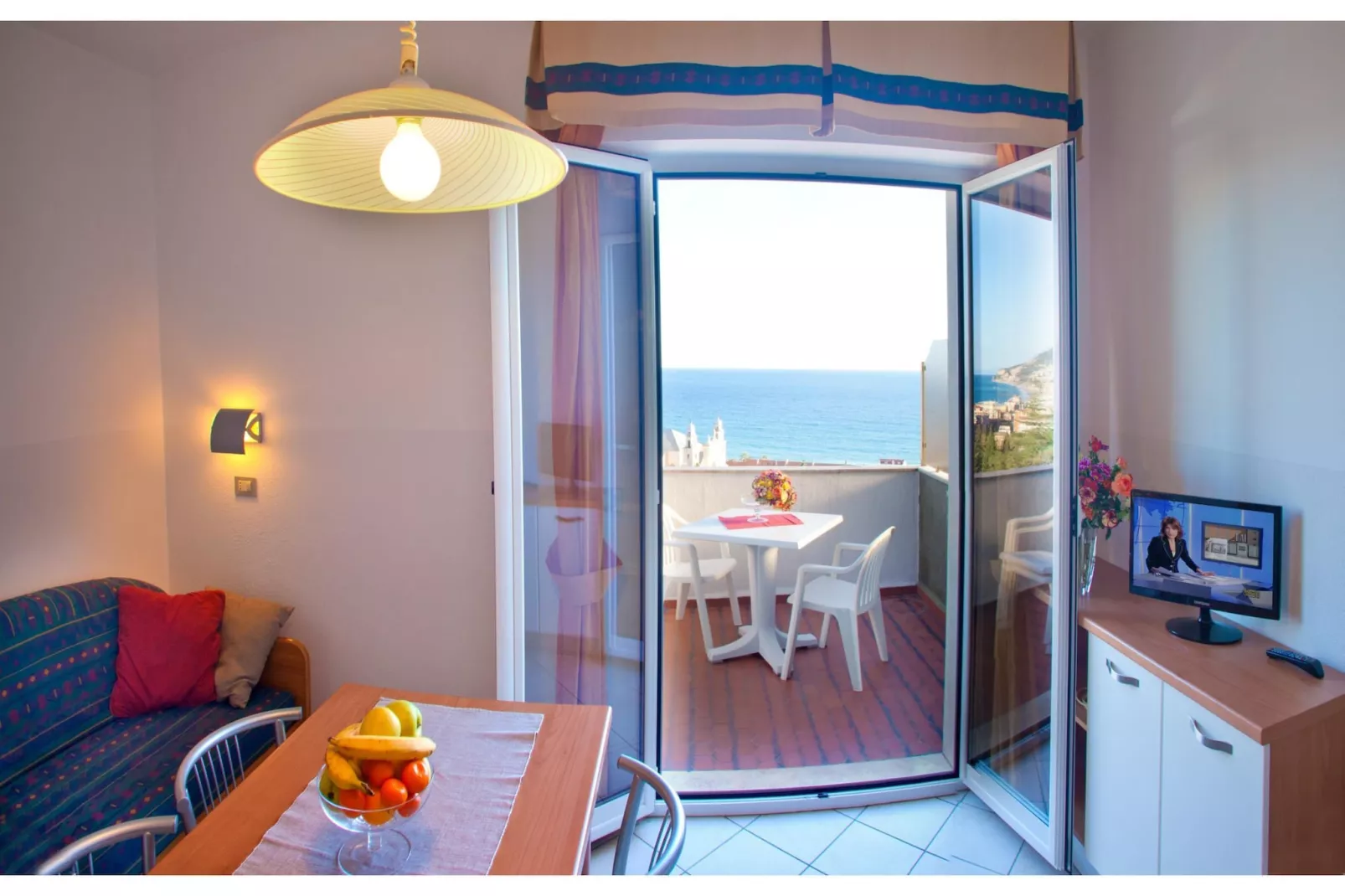 RESIDENCE SANT'ANNA TWO-ROOM APT 5 PAX B5-Terrasbalkon