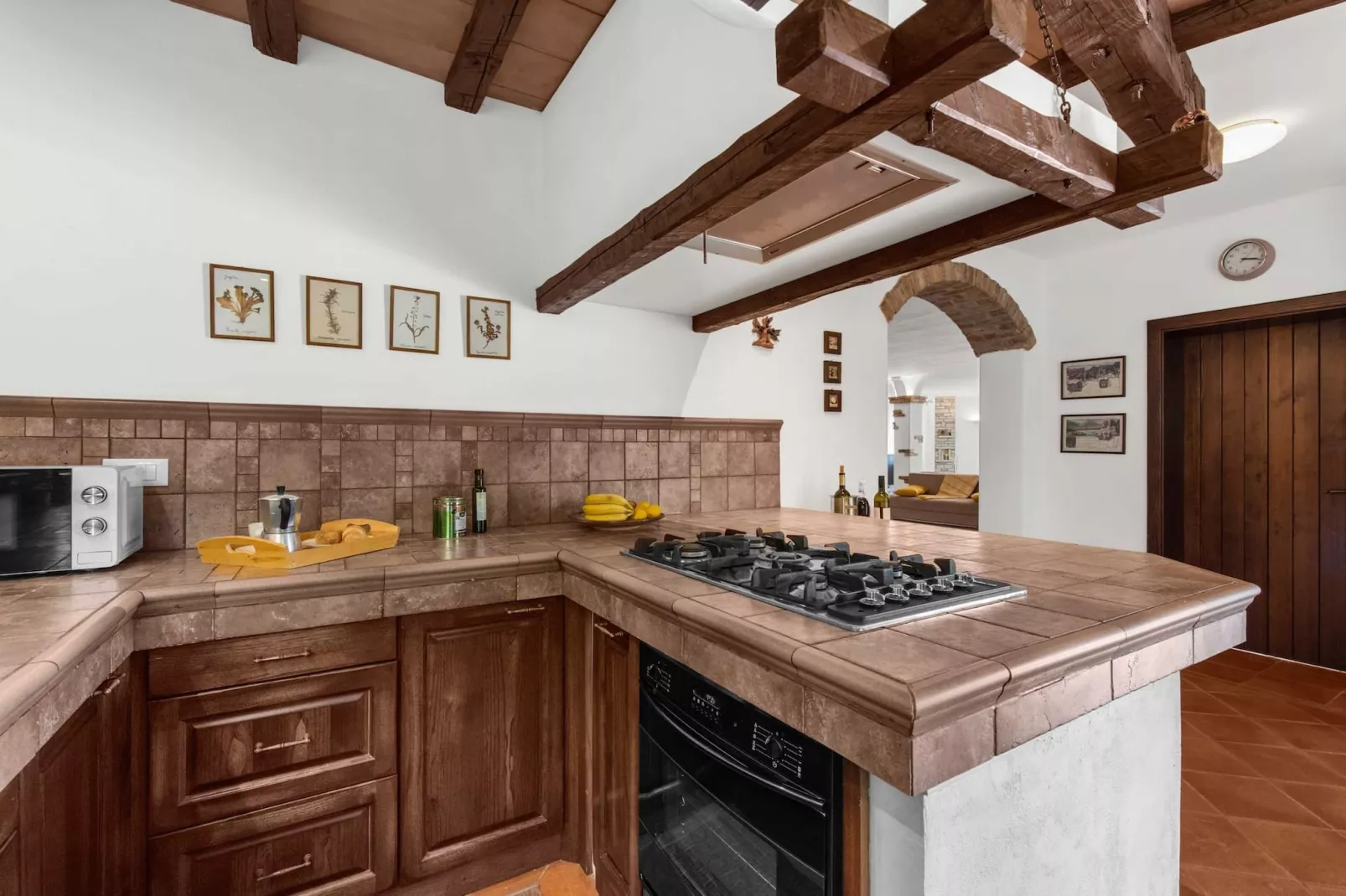 Villa Beauty with Private Pool-Keuken