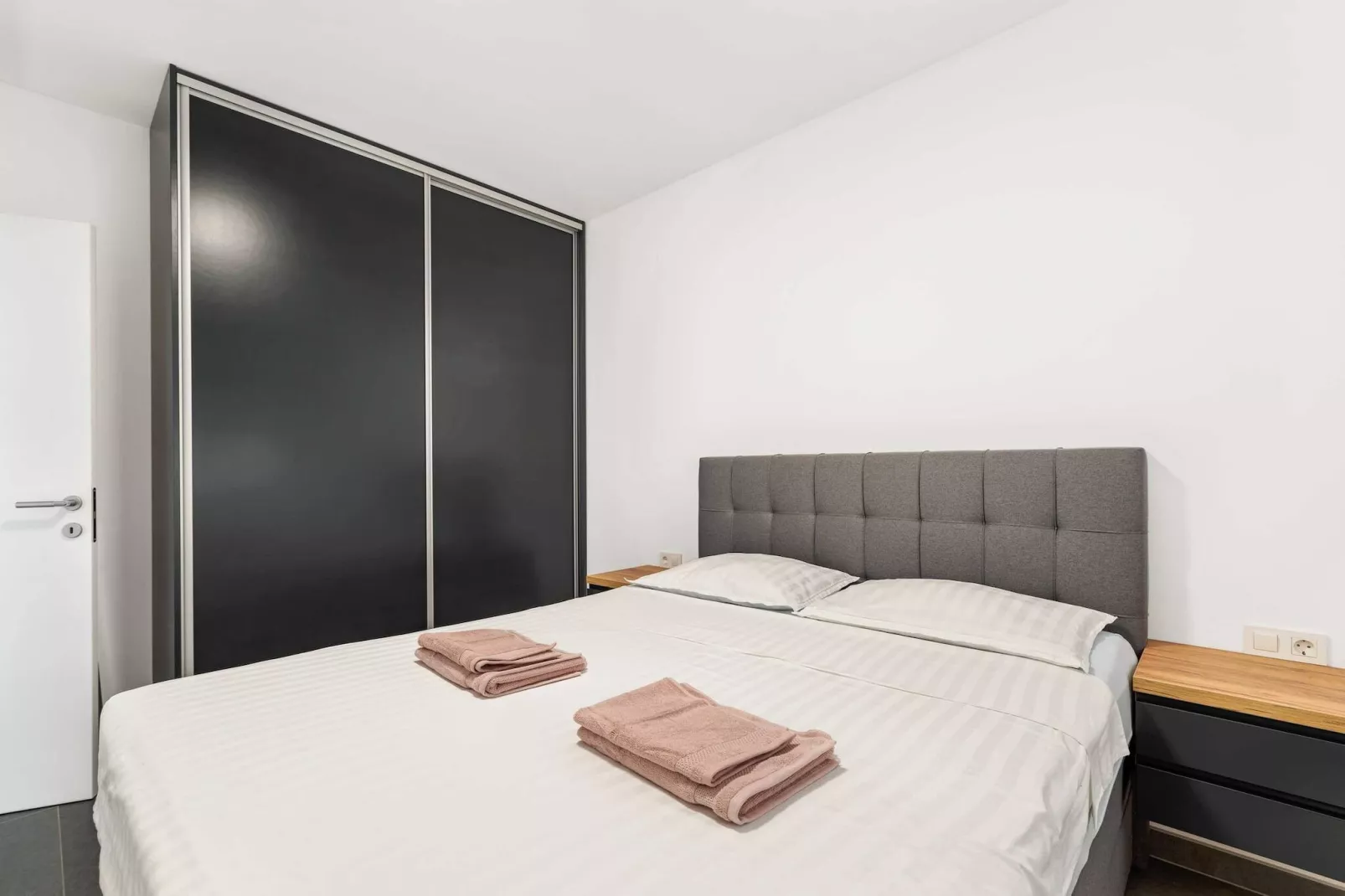 Apartments Velic - Three bedroom apartment C