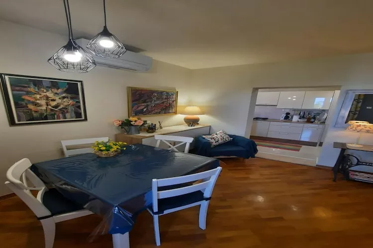 Premium apartment Sunny-Eetkamer