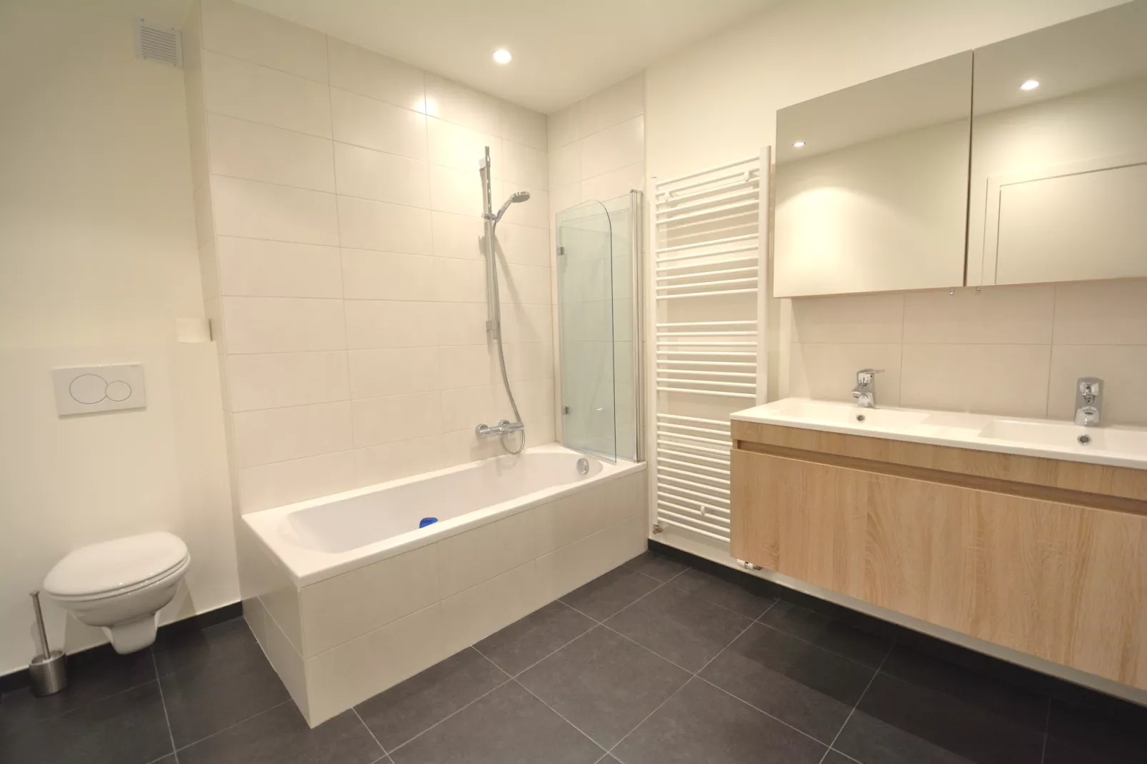 Mistral 2C-Badkamer