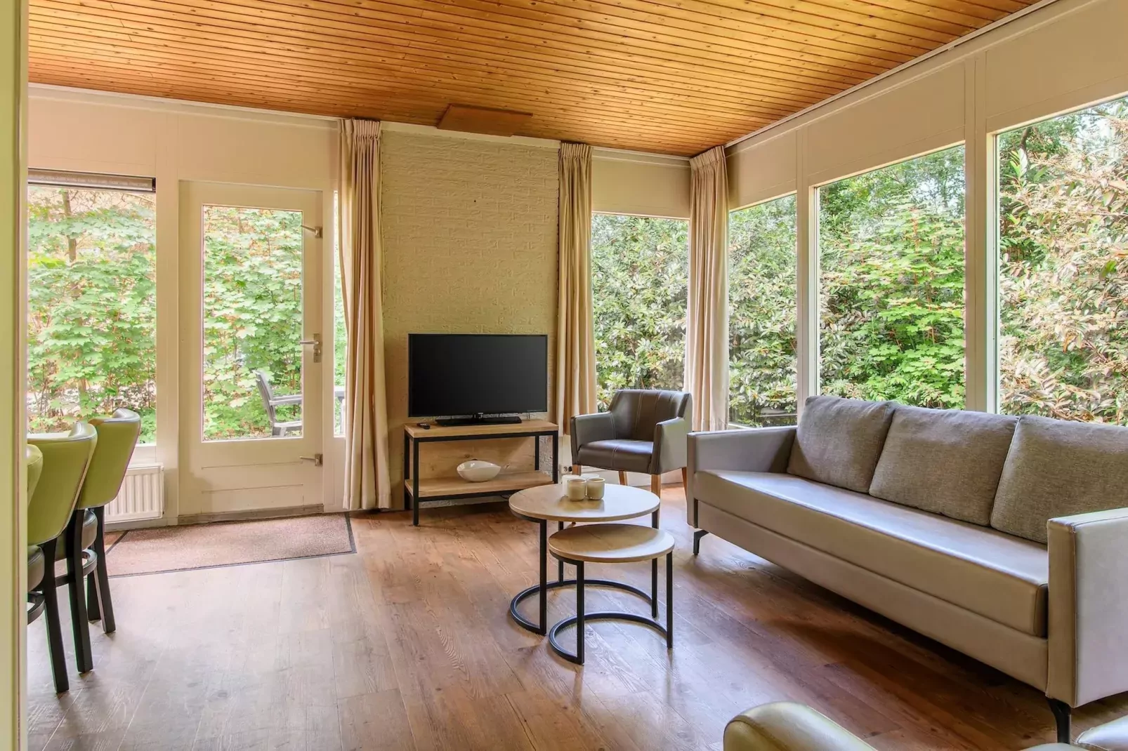 Bungalow 6B1
