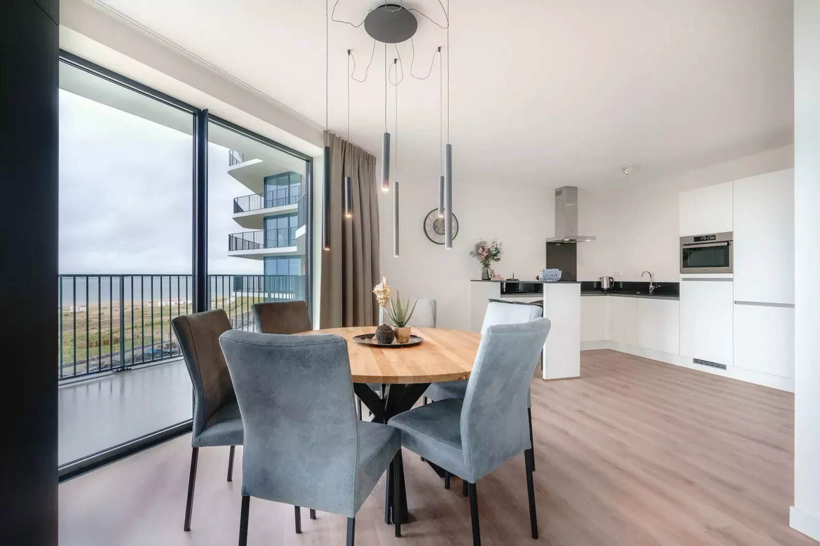 Breskens Apartments & Penthouses 7-Buitenkant zomer