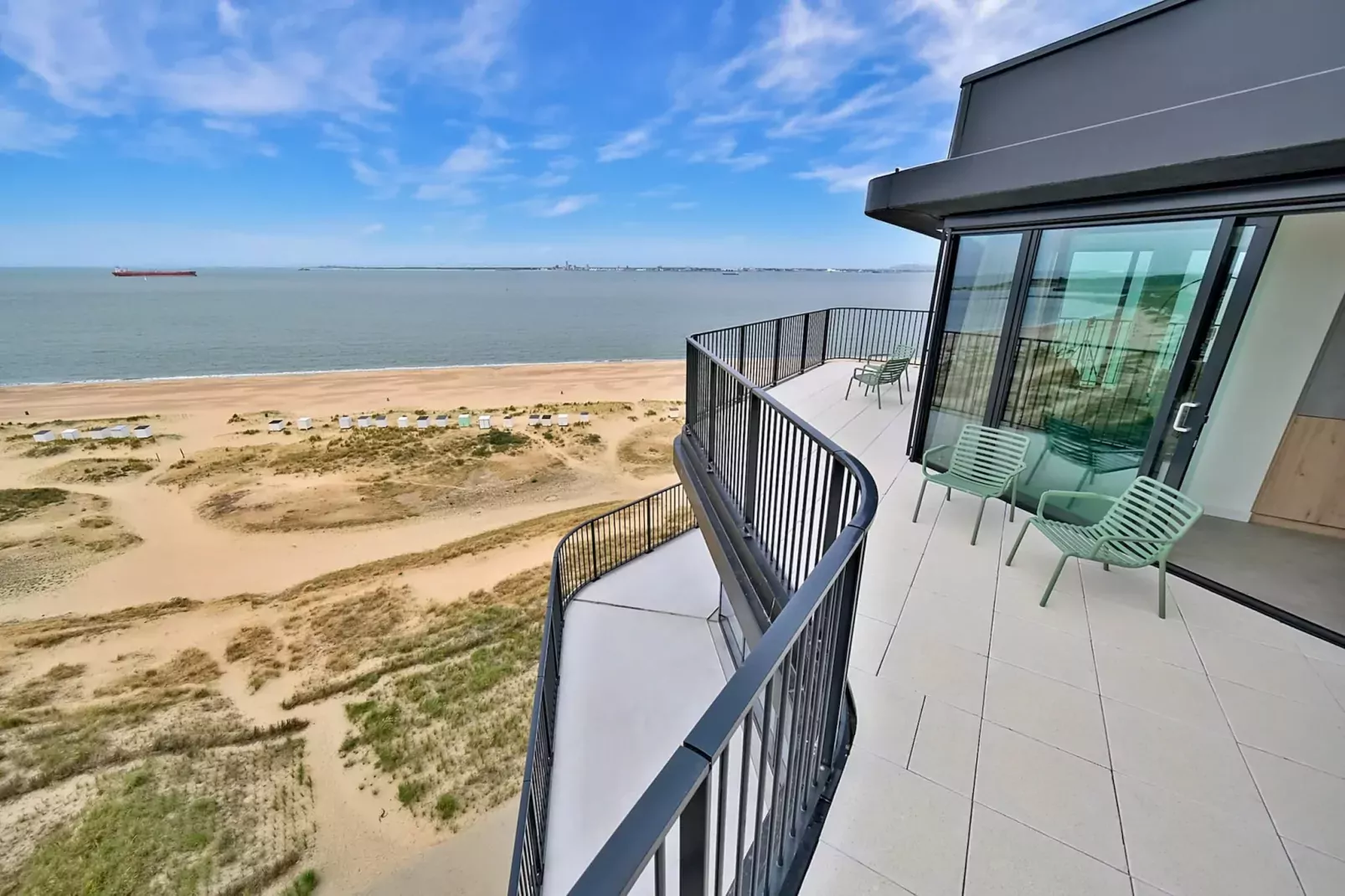Breskens Apartments & Penthouses 6-Buitenkant zomer