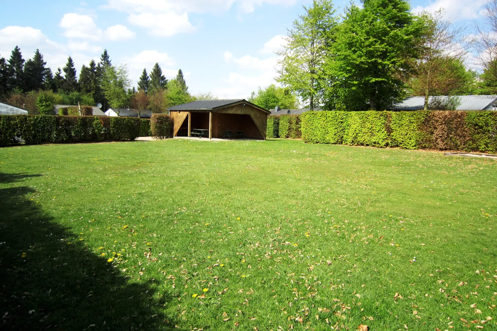 Chalet Orange-Tuinen zomer