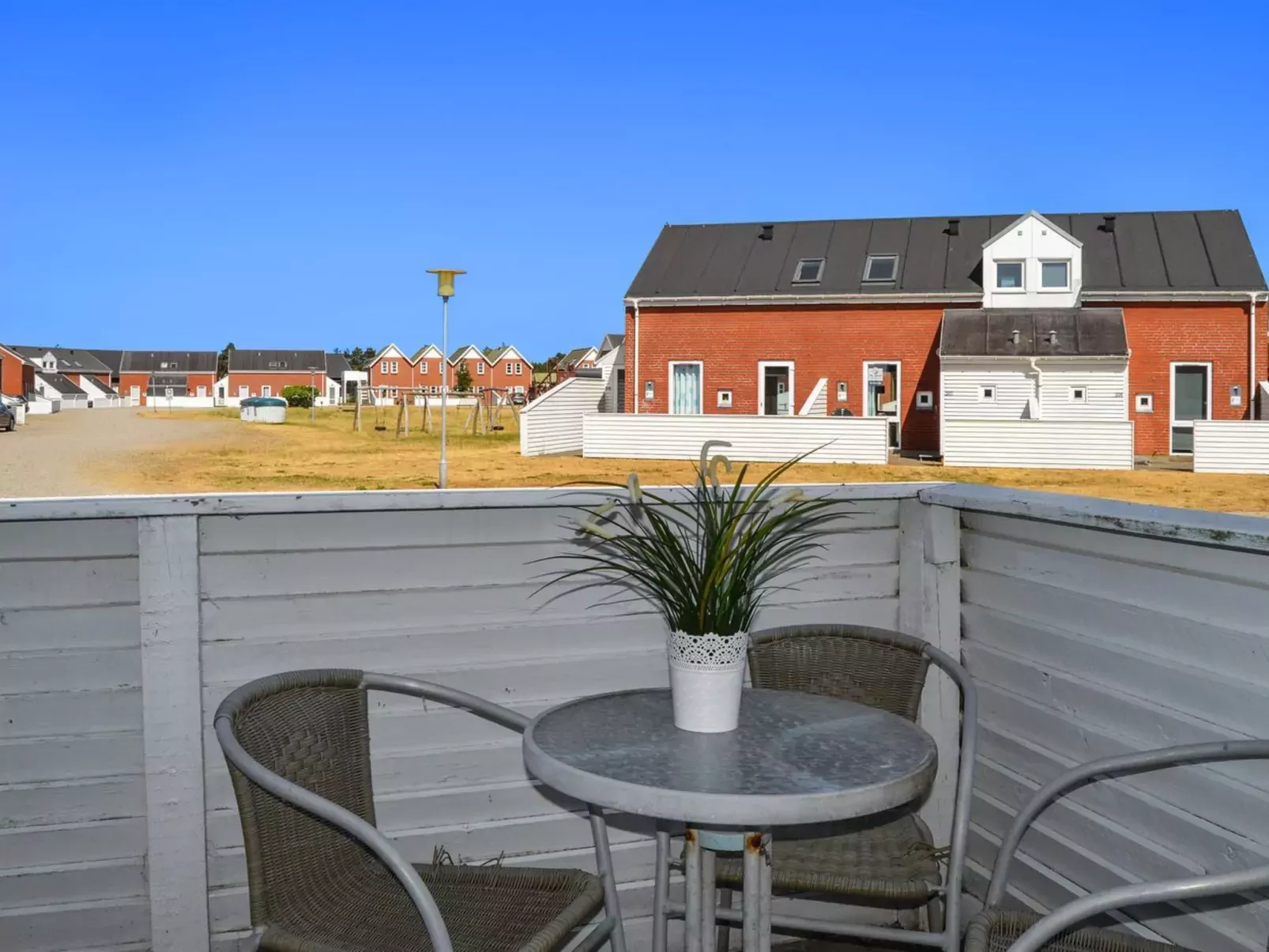 "Anelia" - 2.3km from the sea-Binnen