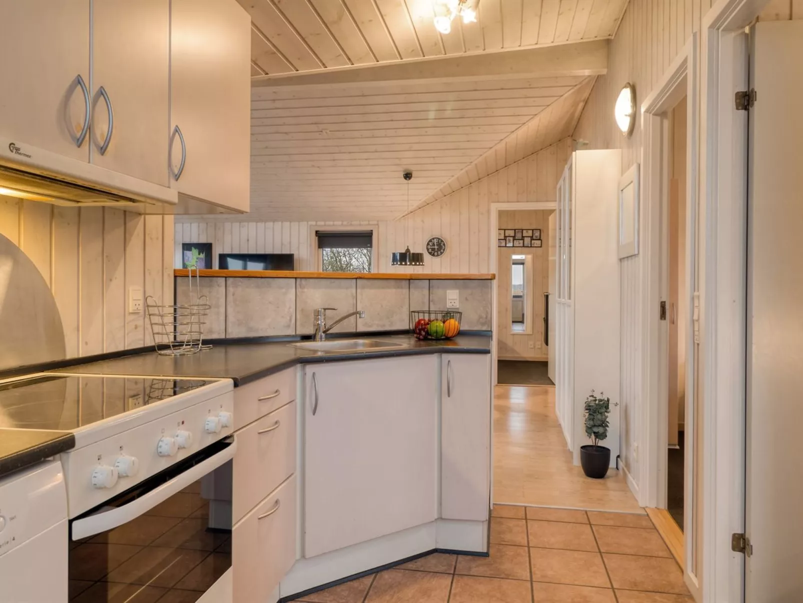 "Arnkil" - 700m from the sea-Binnen