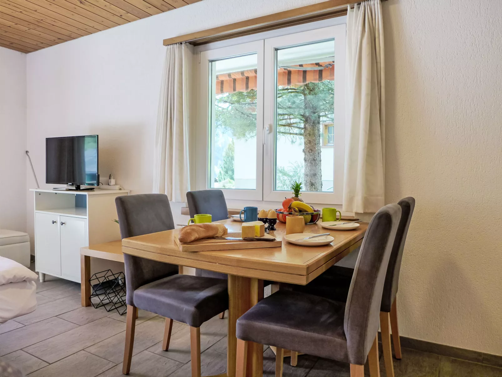 Chalet Almis-Bödeli-Binnen