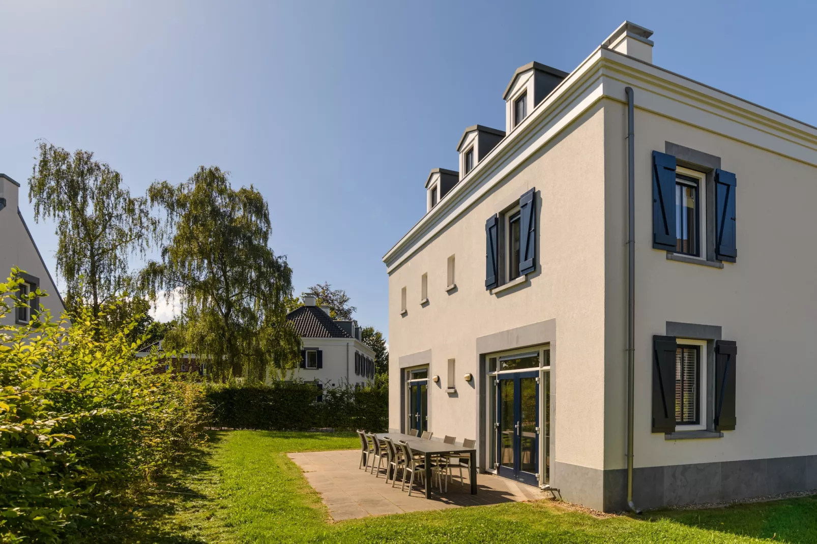 Resort Maastricht 4-Buitenkant zomer
