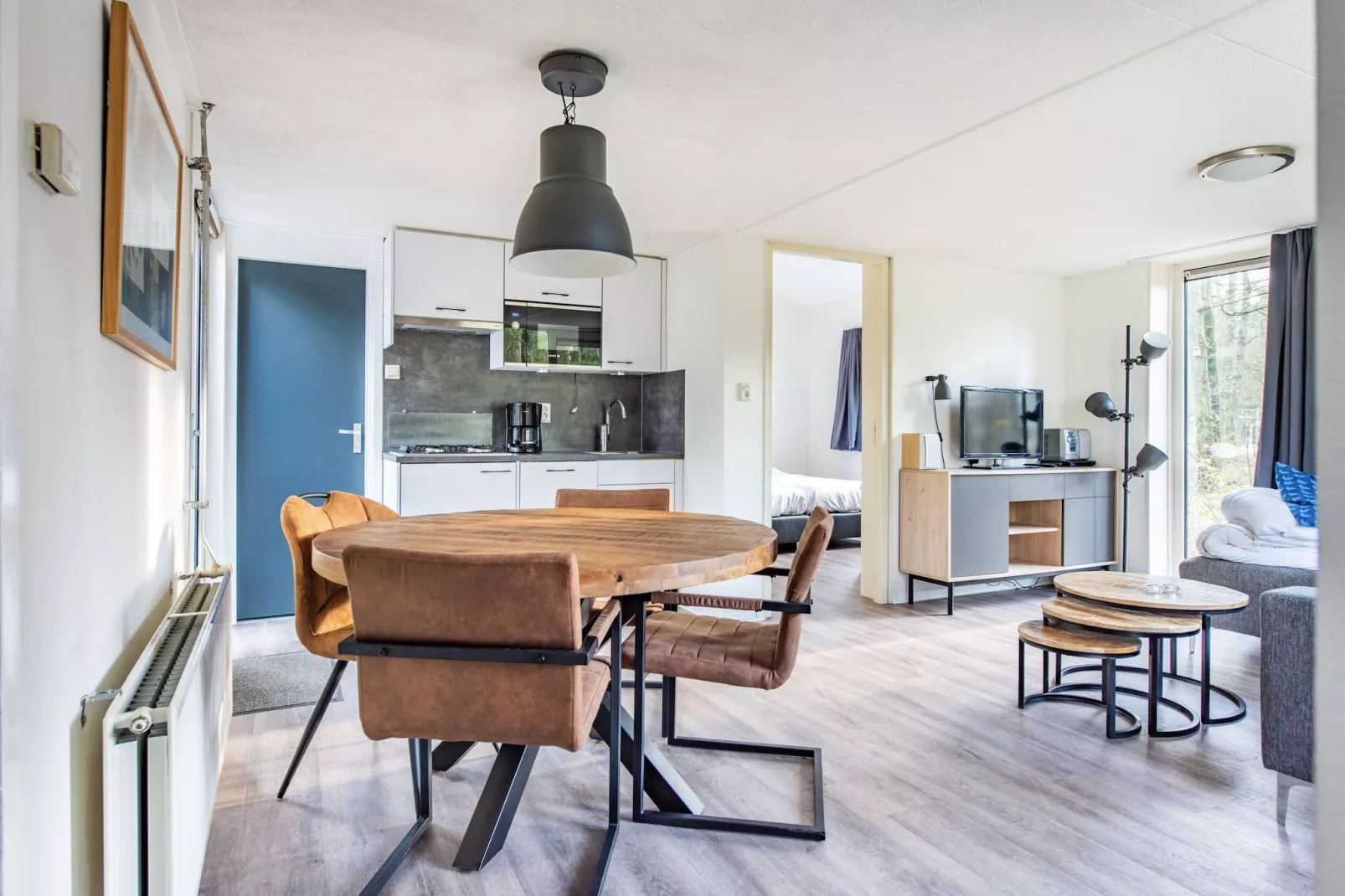 Vakantiepark de Berkenhorst 11-Eetkamer