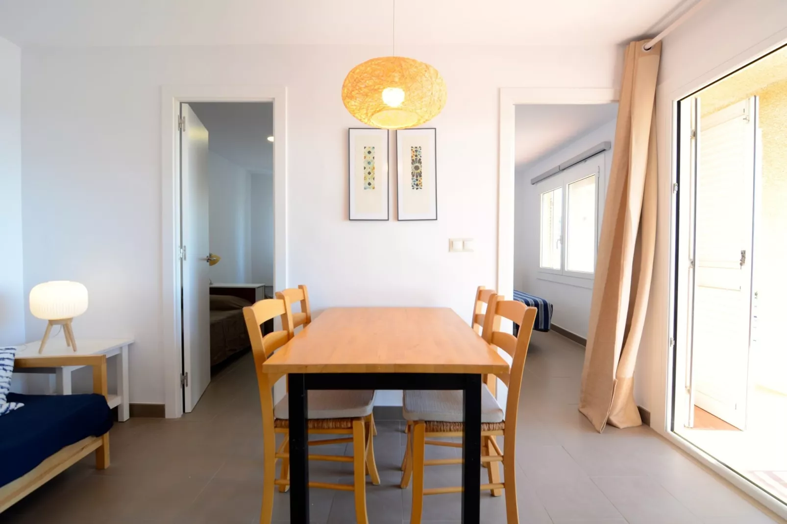 ROCAMAURA I A 1-1-Eetkamer