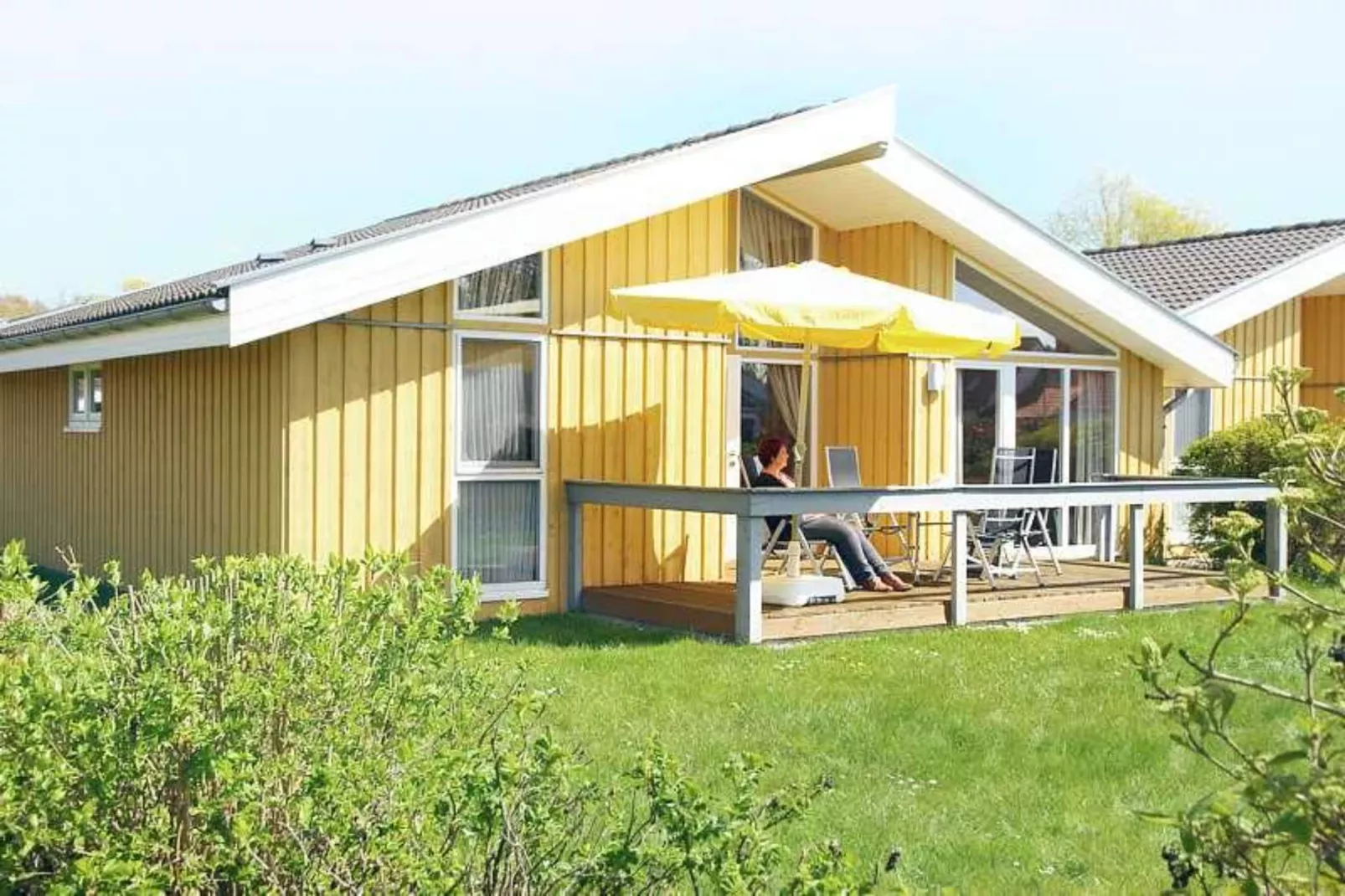 Ferienhaus Seeschwalbe-47-Buitenkant zomer