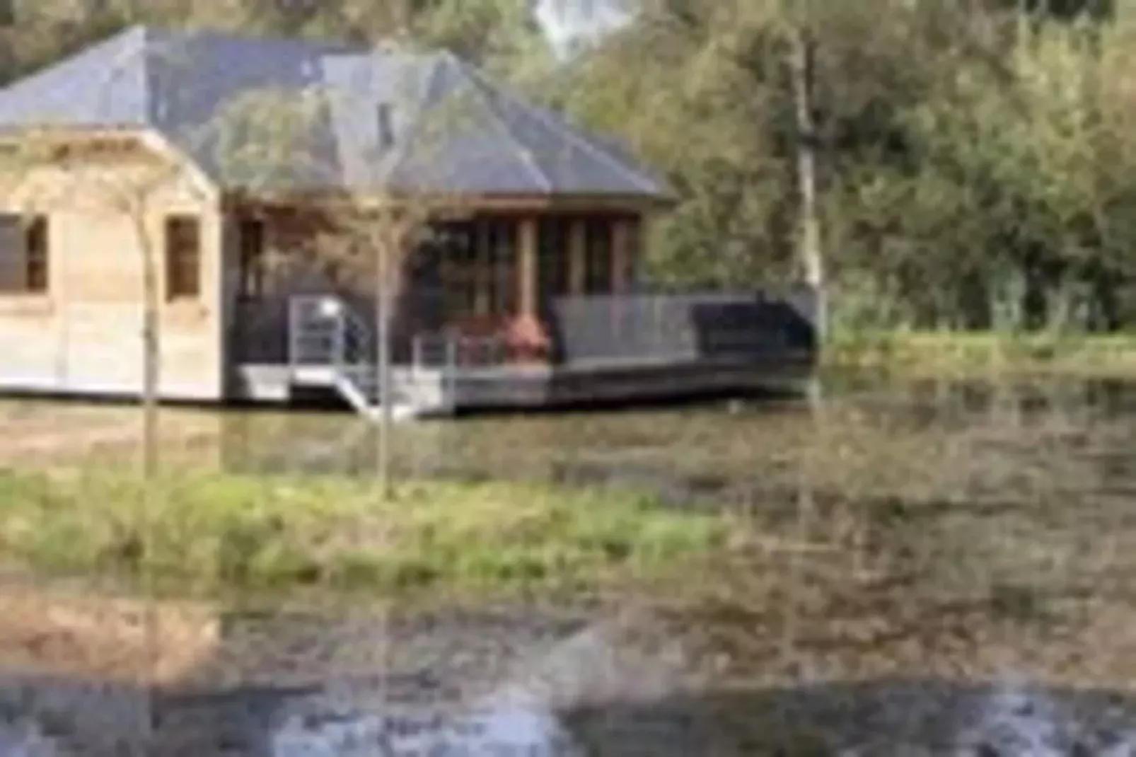Cabane Take it Slowly-Buitenkant zomer