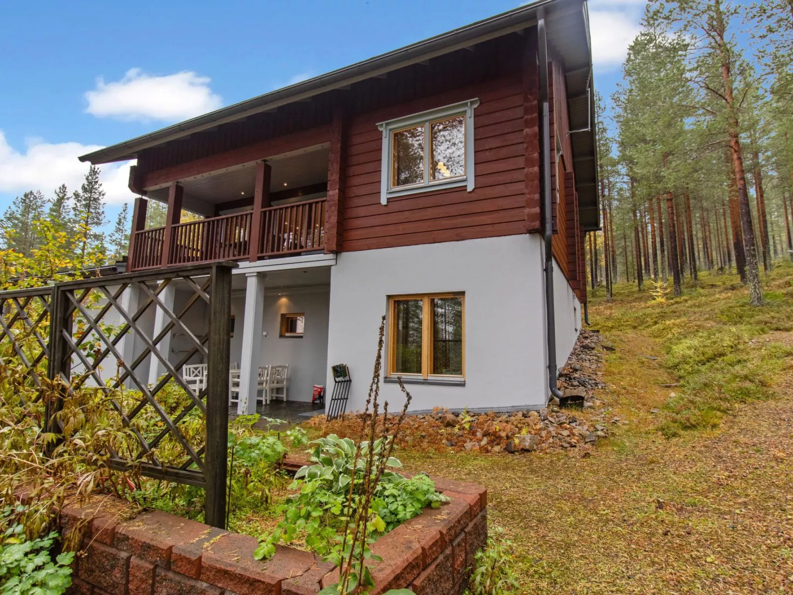 Villa uuttu-Buiten