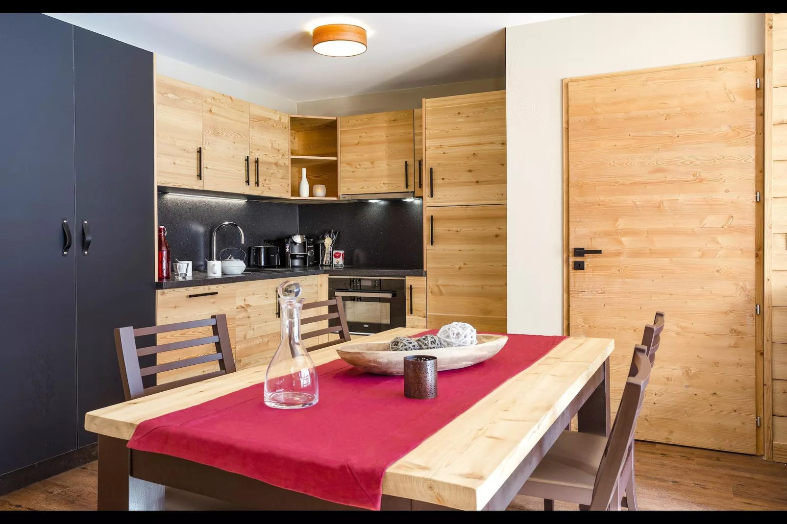 TIGNES_S4L-Eetkamer