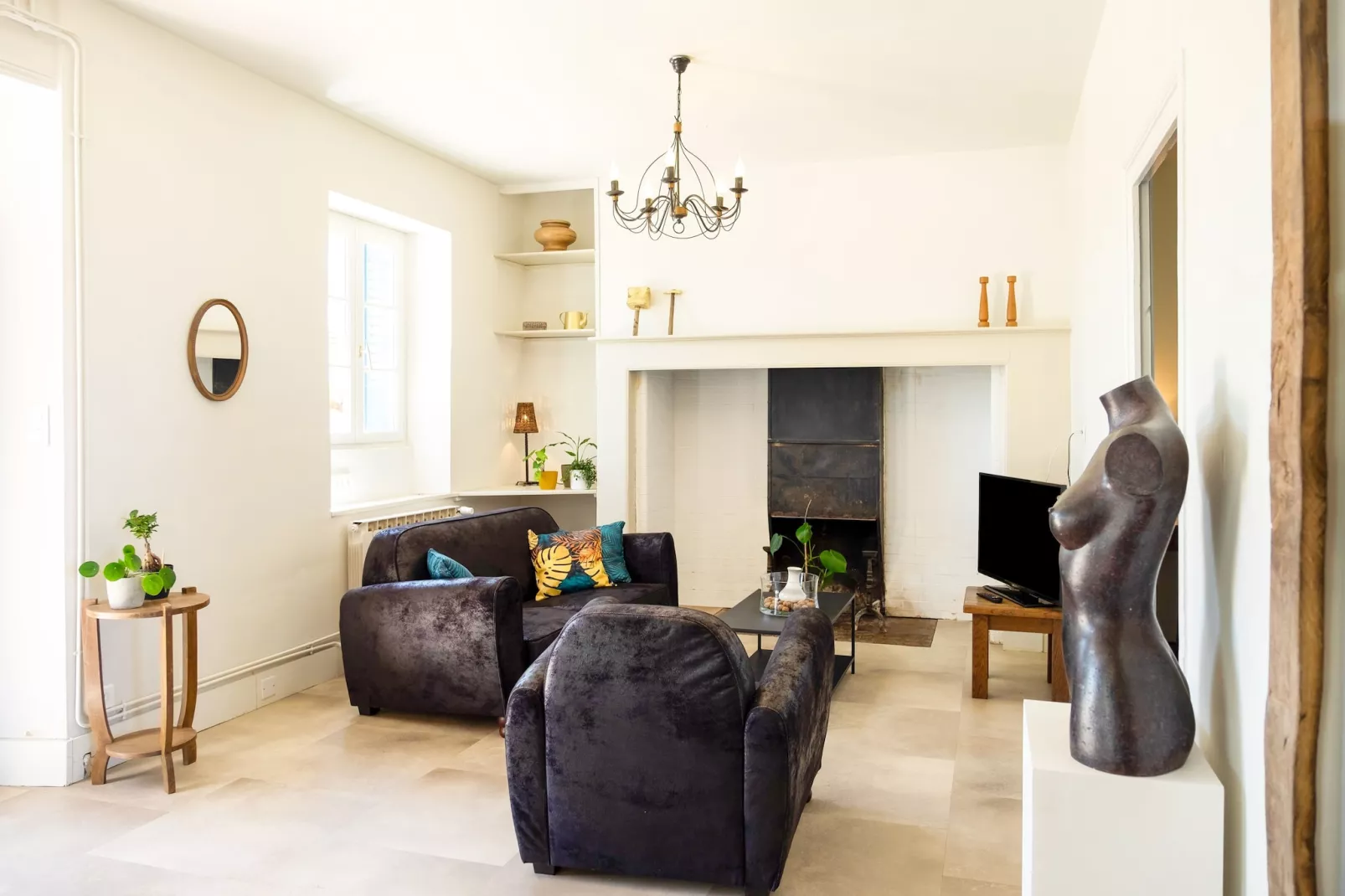 Maison de charme avec piscine à Coubejours-Woonkamer