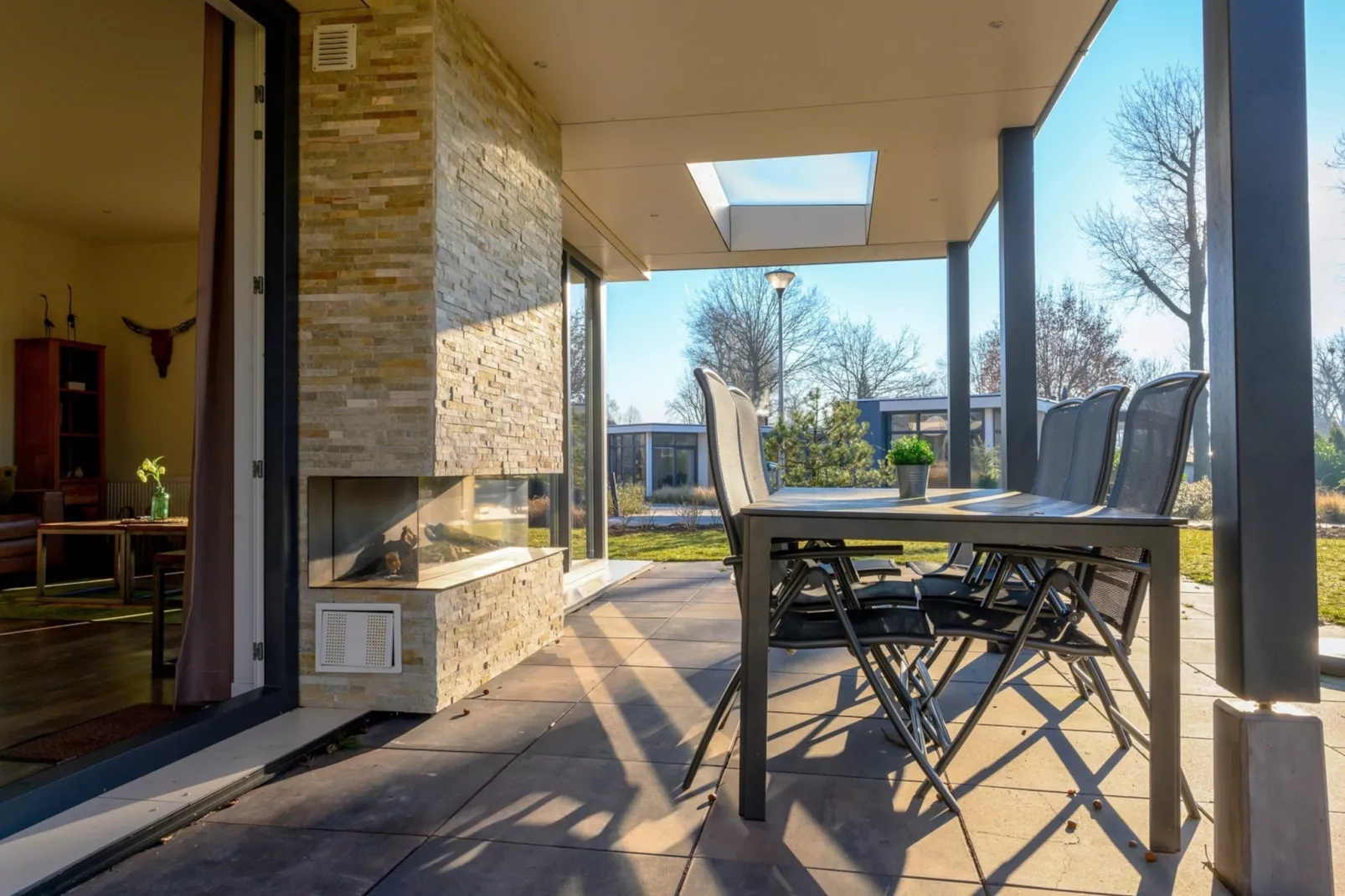 Holiday villa with sauna | 2 - 6 people-Terrasbalkon