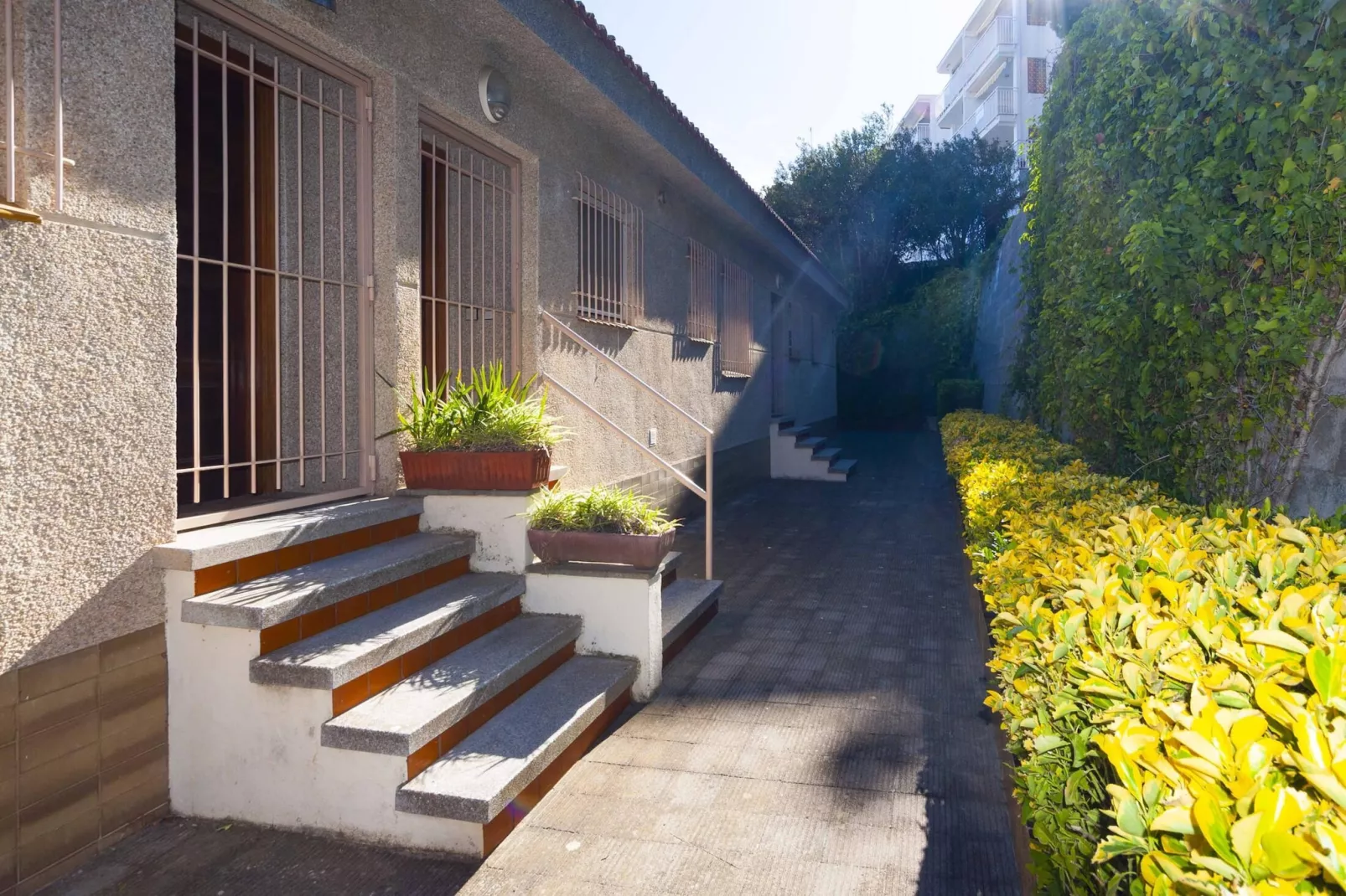1233 VILA NEUS con piscina-Hal-ontvangst