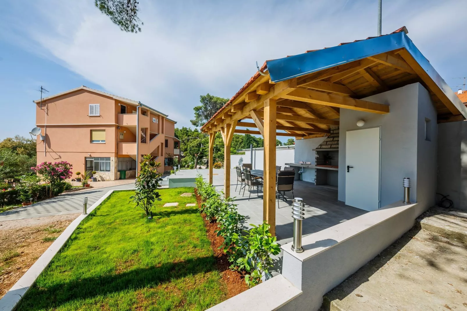Apartments Savin - one bedroom apartment-Terras