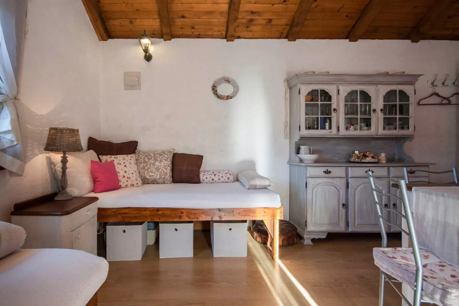 Holiday Home Stella-Woonkamer
