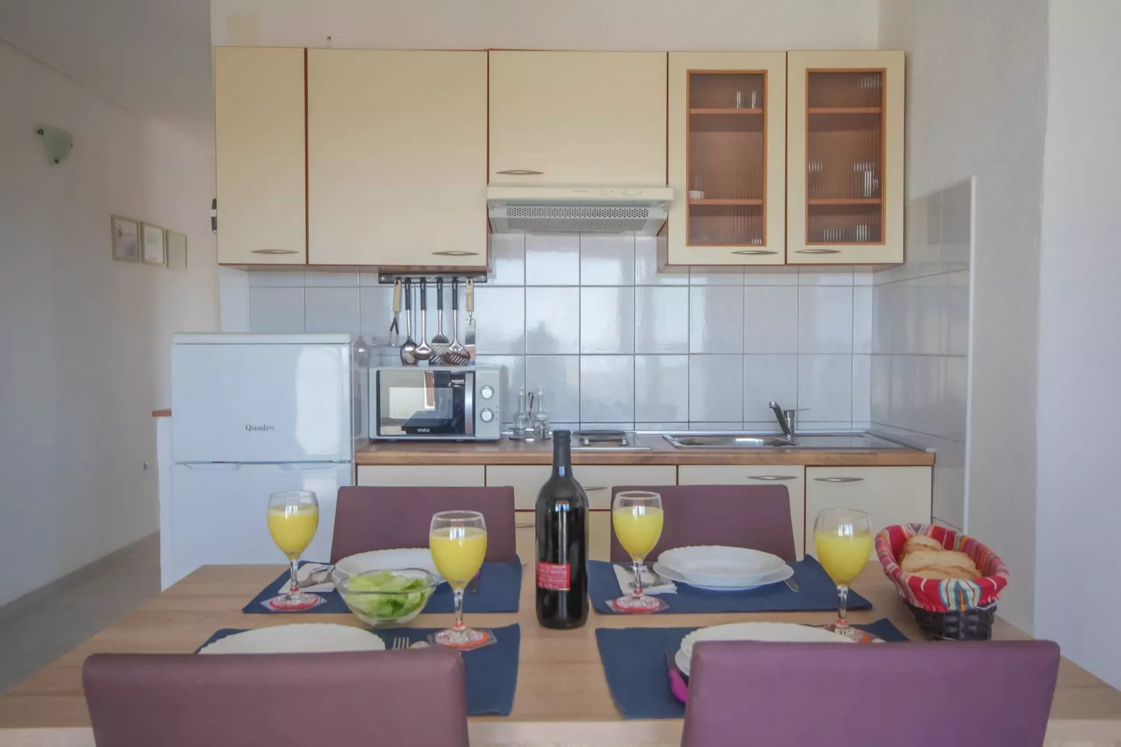 Apartments Horvat - Yellow-Keuken
