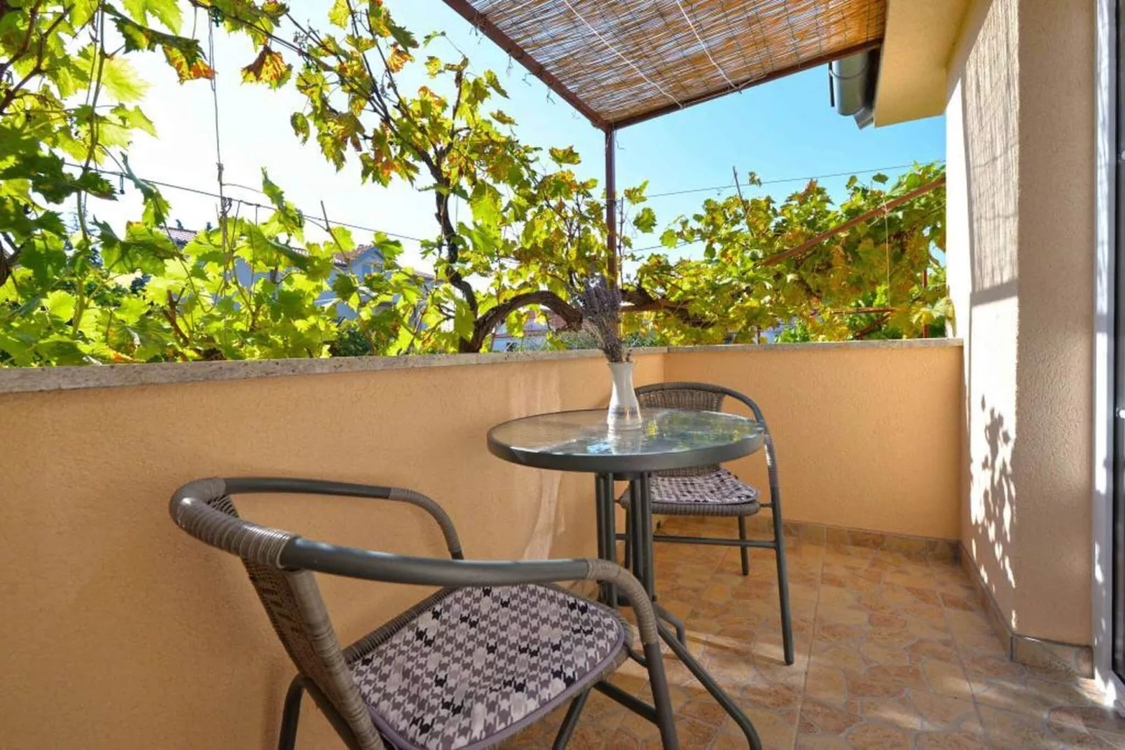 Apartment Pia - two bedroom apartment-Terras