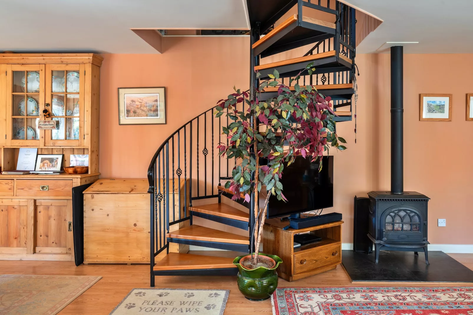 Cherry Tree Cottage-Overloop