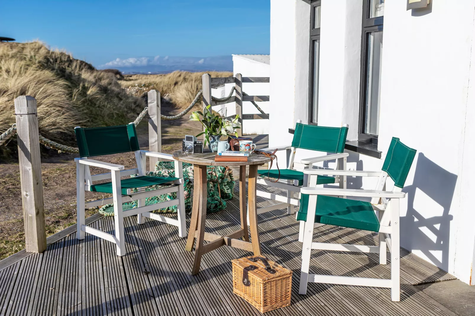 The Lighthouse Hide-Terras