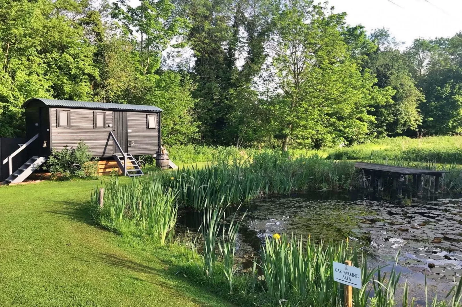 Lilypad Bell Tent-Tuinen zomer